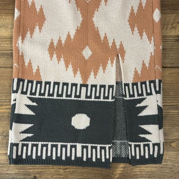 Shyanne Womens Stylish Geometric Knit Skirt - Cream and Tan - Picture 3 of 6